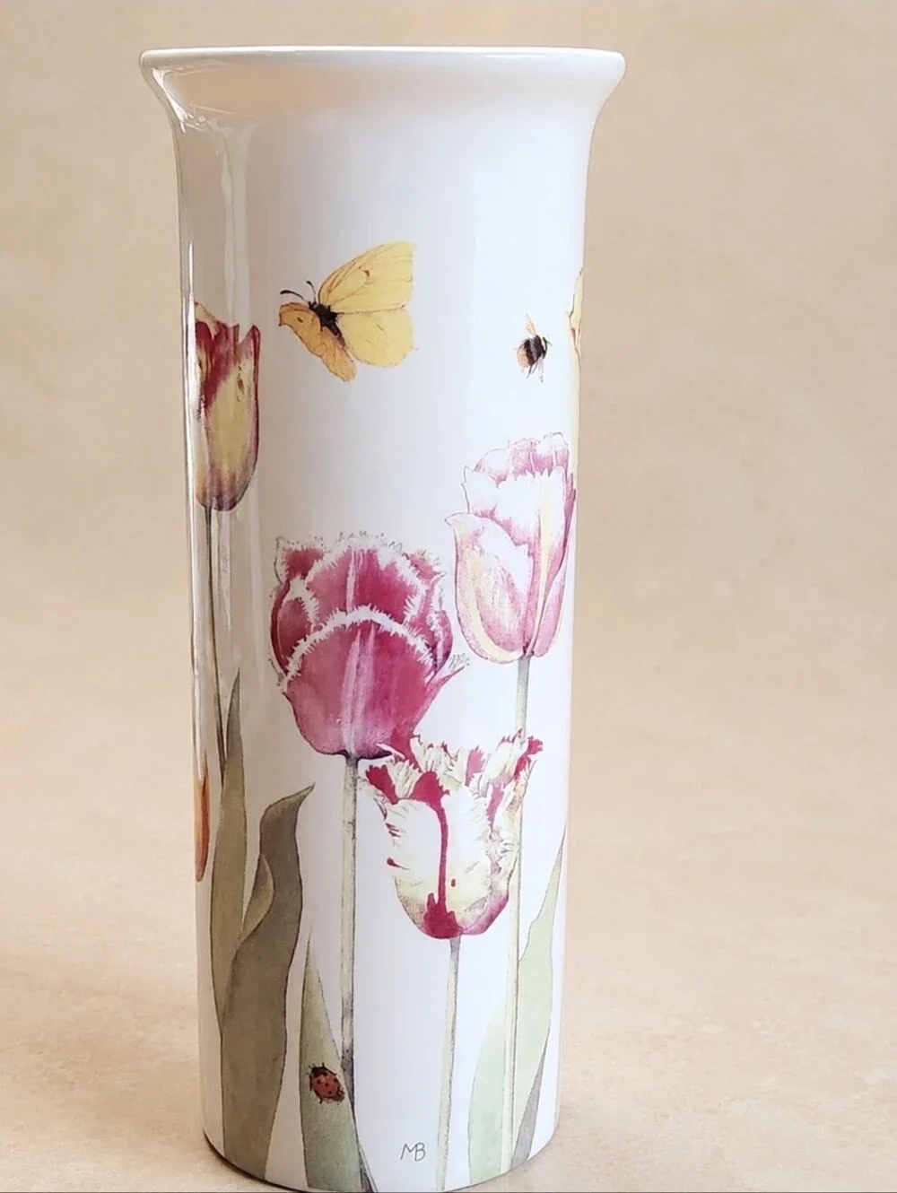 Marjolein Bastin Hallmark Tulip Teapot & Vase Set Vintage Cottagecore